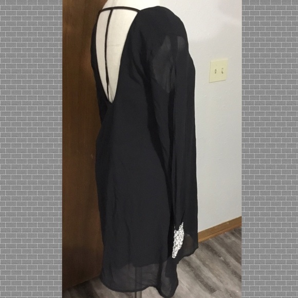 Sexy Dress - Picture 3 of 4